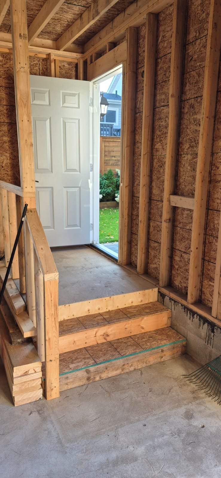 house for sale in timmins garage (6)