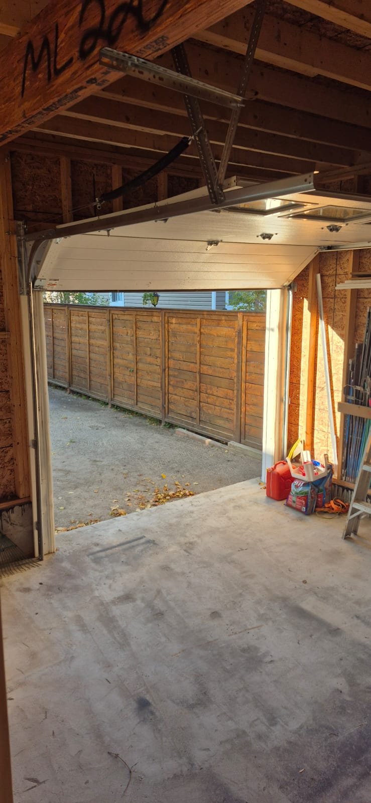 house for sale in timmins garage (8)