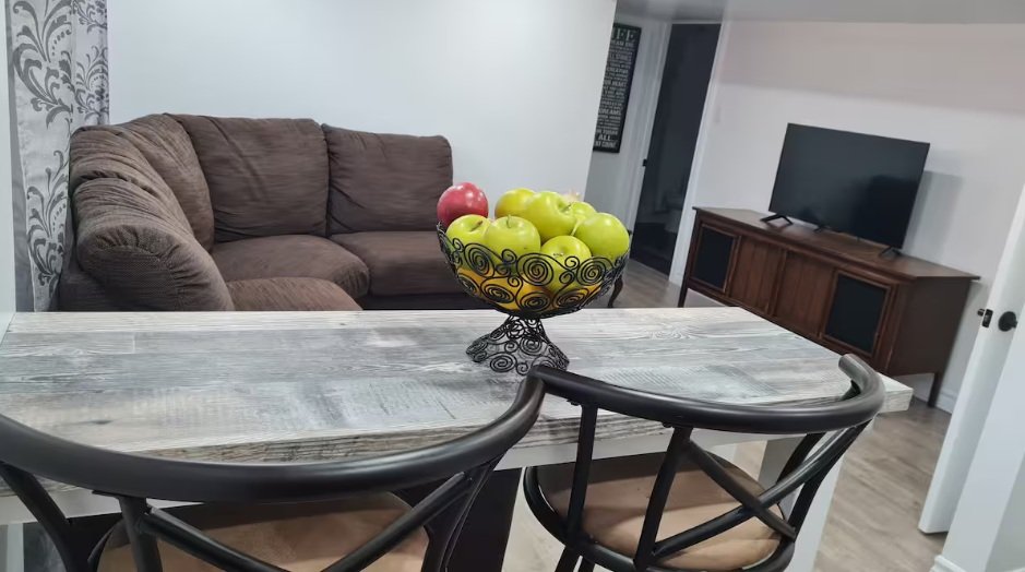 lIVING bASEMENT 2